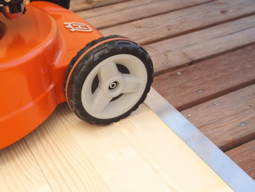 Wolff Finnhaus Birte 3030 Typ 2 mit Halbglastür