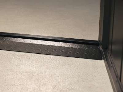 Wolff Finnhaus Metall Bodenrampe Doppeltür