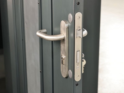 Finnhaus Wolff Metall-Gartenhaus Thorin 5424 + 2,4m Anbaudach - Elementhaus - Geräteschuppen - Flachdach - anthrazit